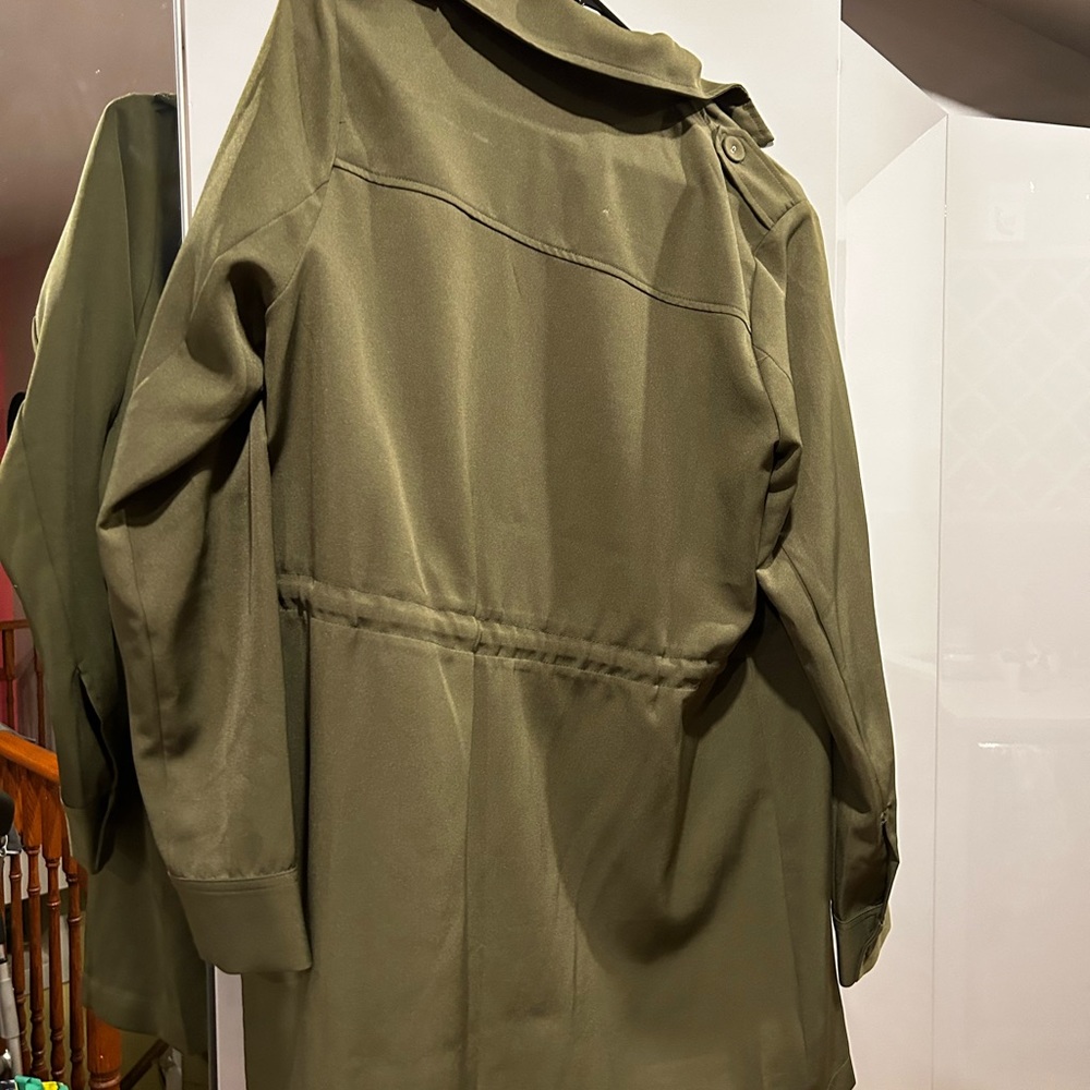 Army Green Spring Coat - Picture 3 of 3